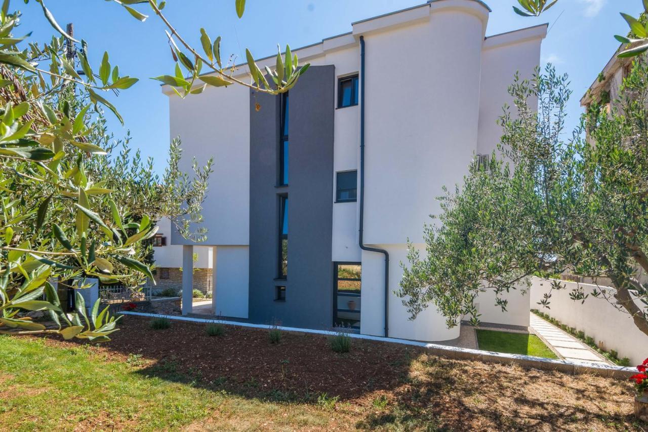 Apartments Maella Zadar Exteriör bild